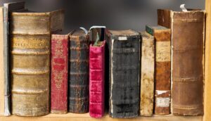 knihovna-stare-knihy-kroniky